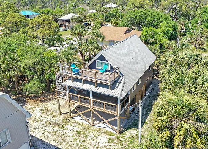 Latitude Adjustment By Pristine Properties Vacation Rentals